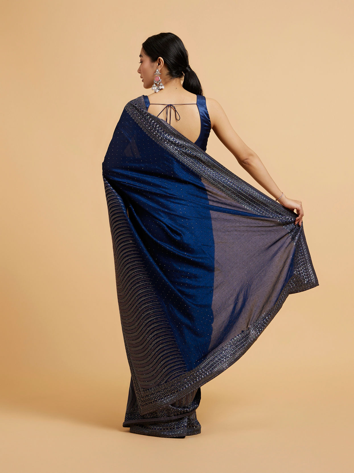 Mohey Women Teal Blue Wave Patterned Saree with Rhinestones