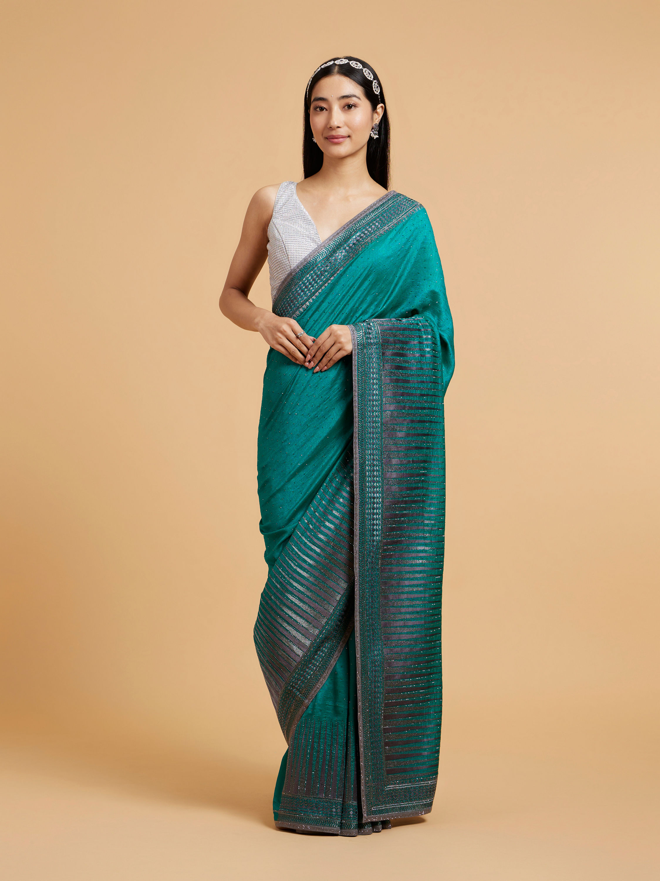 Mohey Women Rama Green Stone Embellished Saree