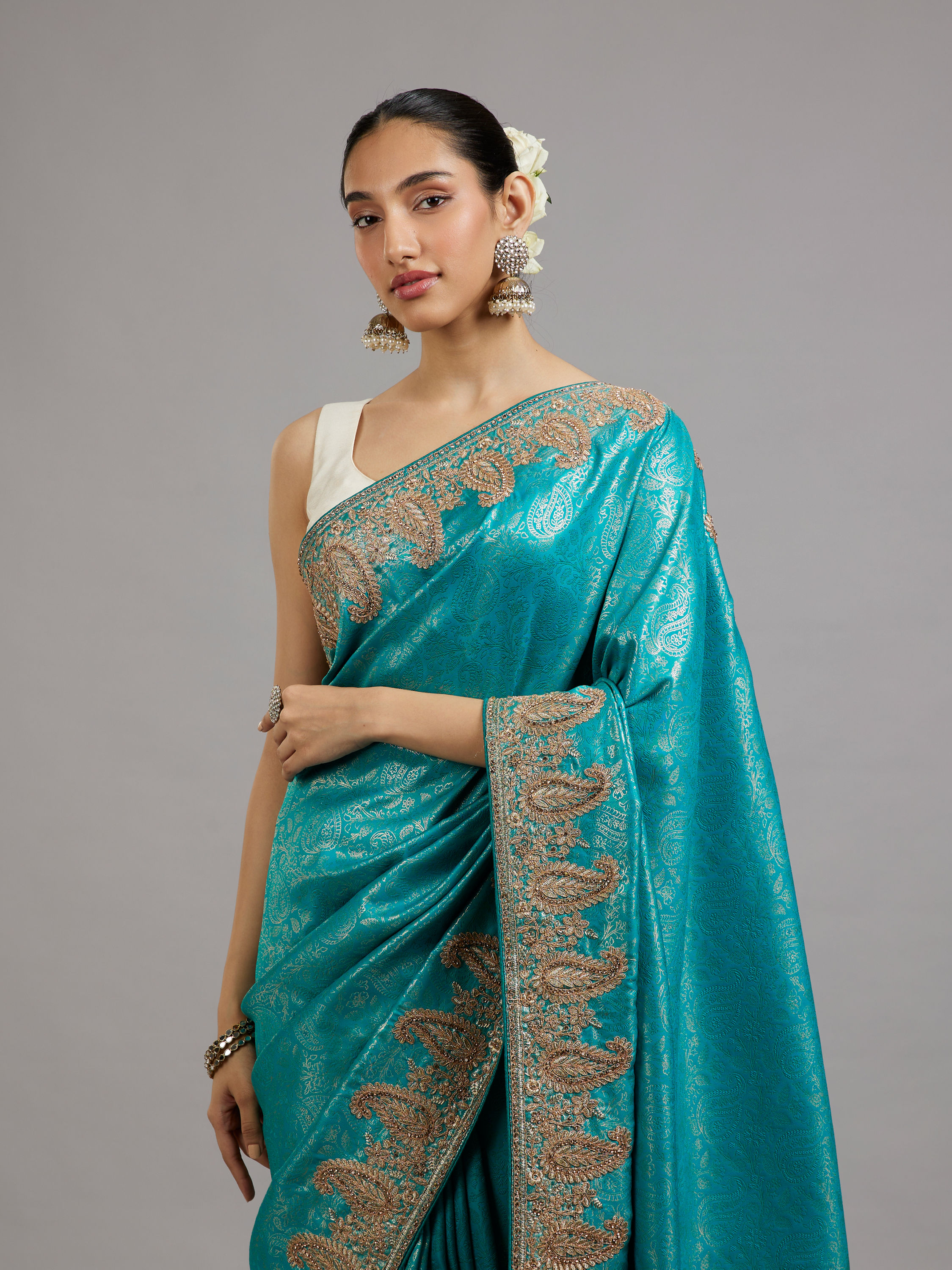 Mohey Women Ravishing Rama Green Saree