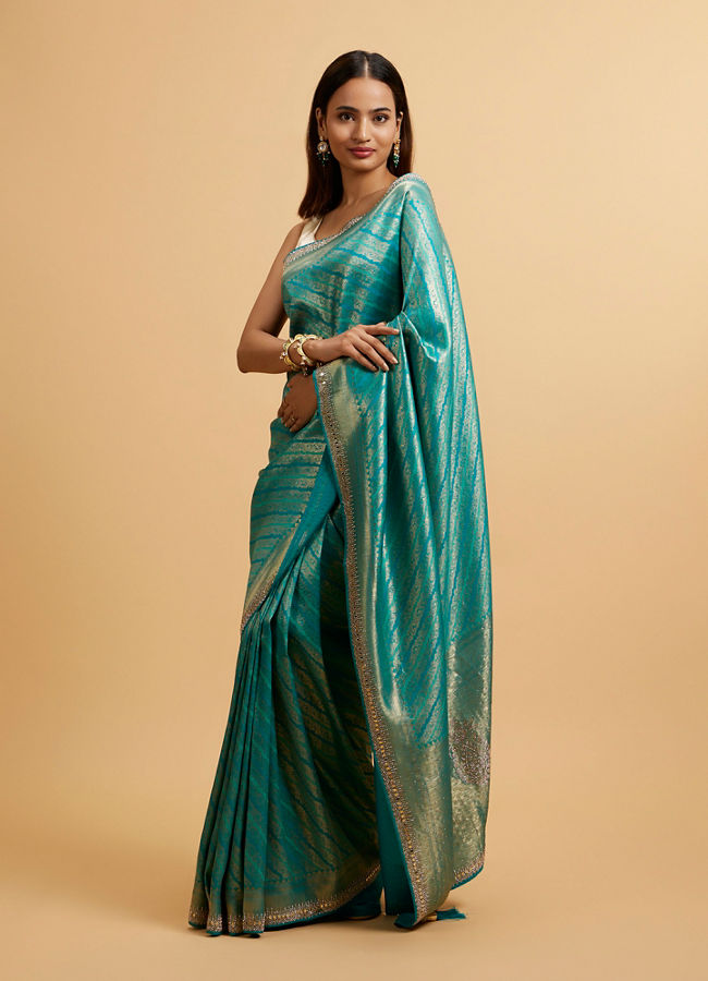 alt message - Mohey Women Rama Green Bel Patterned Saree image number 2