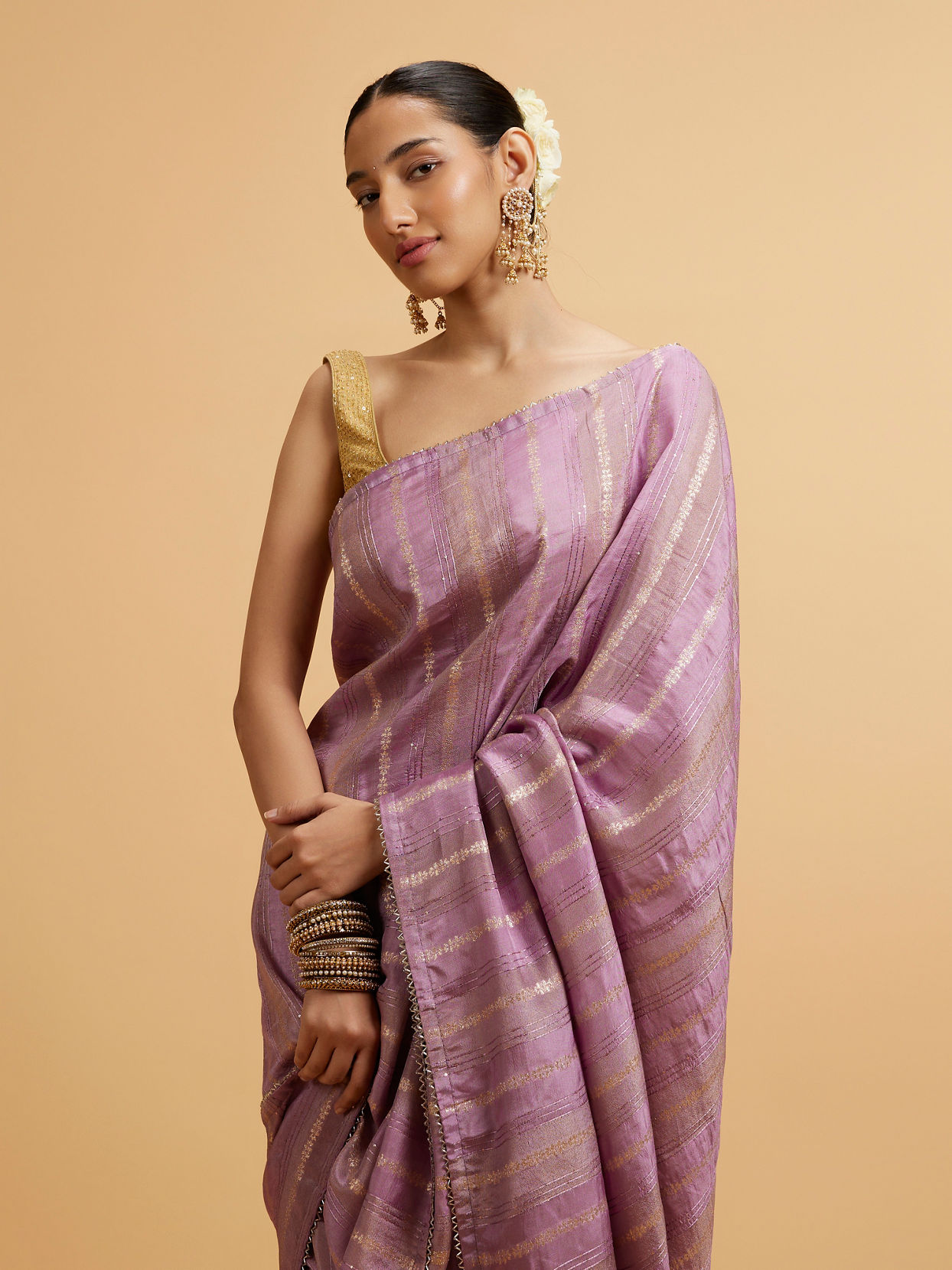 alt message - Mohey Women Purple Linear Embroidered Saree with Sequin Work image number 1