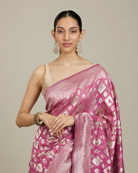 Mohey Women Purple Ikat Diamond Patterned Saree