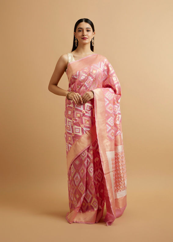 Mohey Women Pink Ikat Diamond Patterned Saree