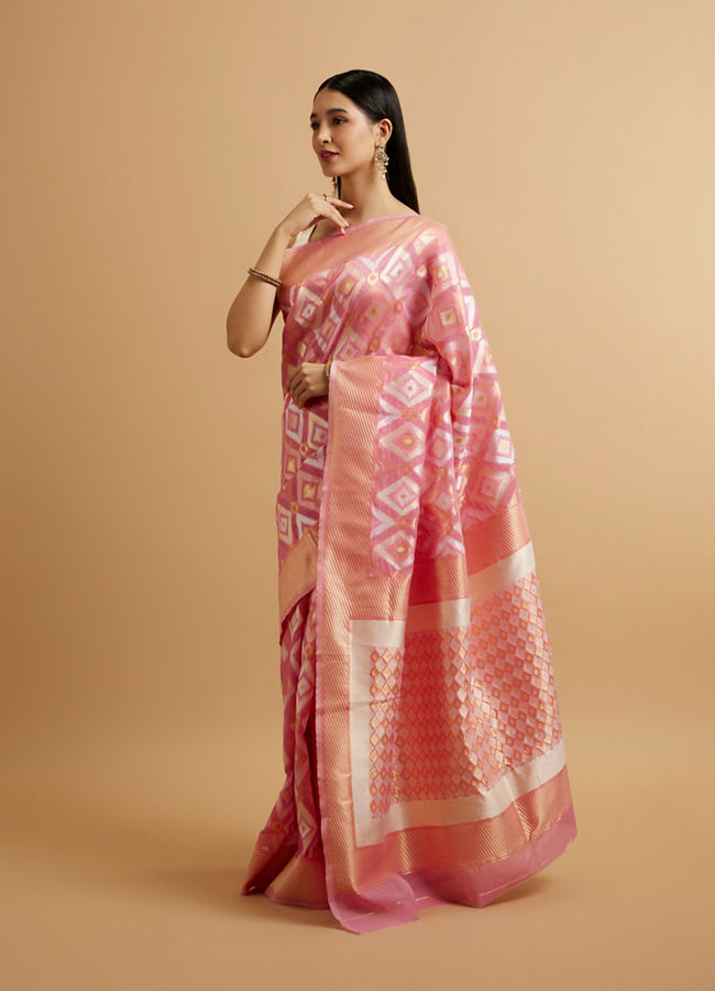 Mohey Women Pink Ikat Diamond Patterned Saree