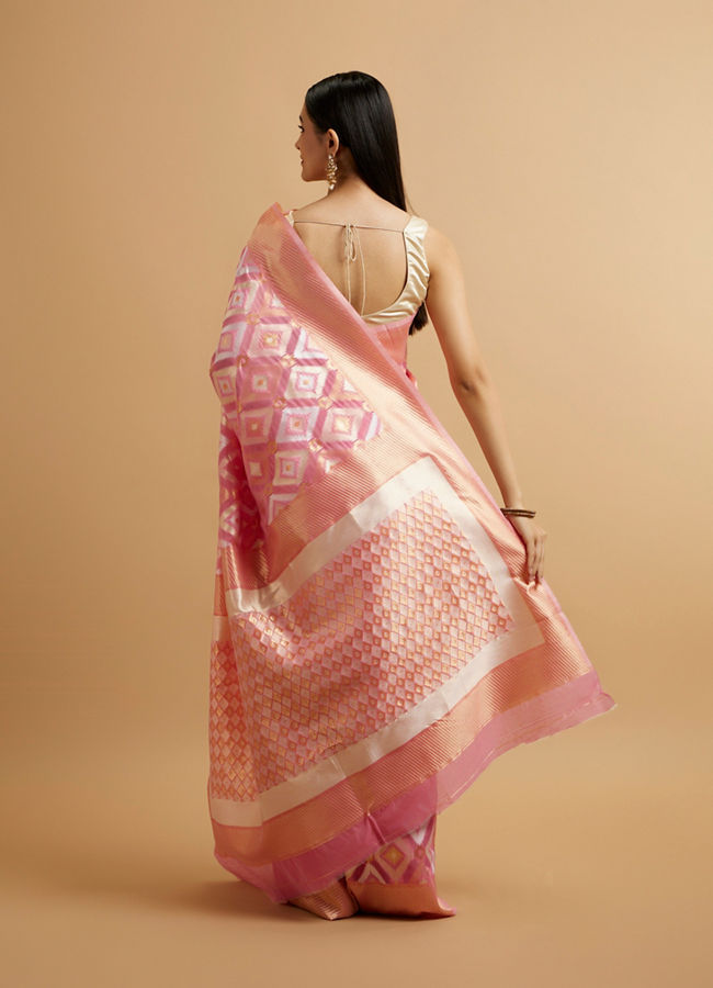 Mohey Women Pink Ikat Diamond Patterned Saree