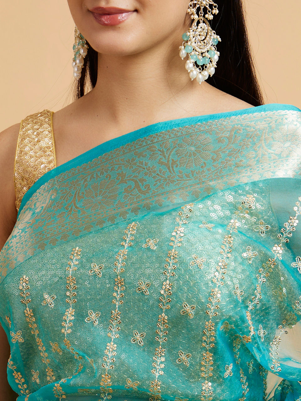 Mohey Women Elegant Blue Organza Saree