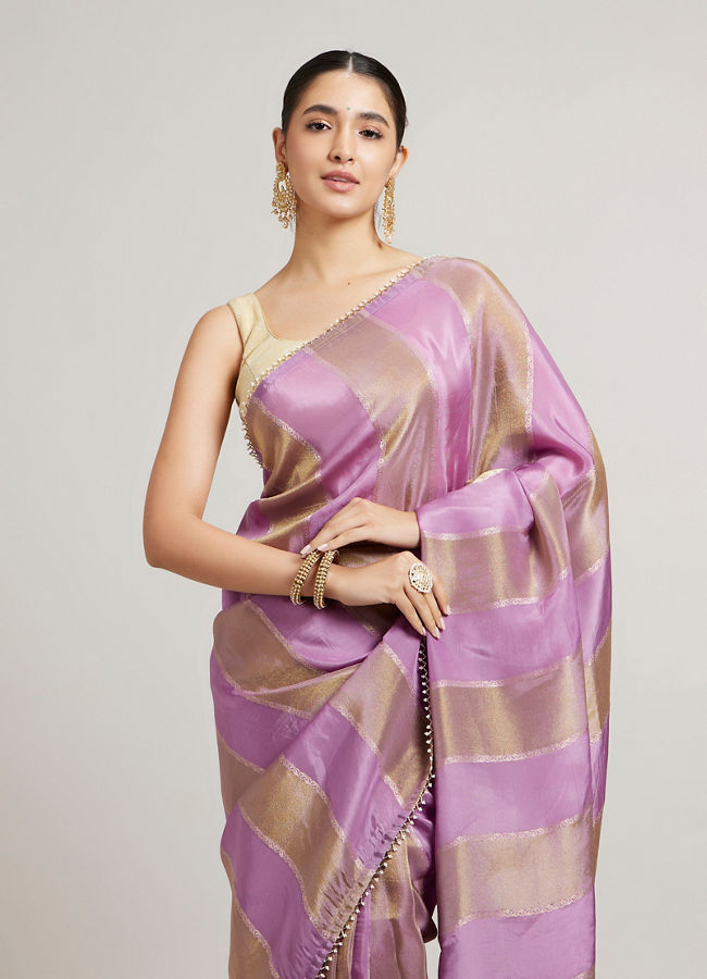 Mohey Women Orchid Purple Paisley & Bel Buti Patterned Saree with Pearl Border image number 1