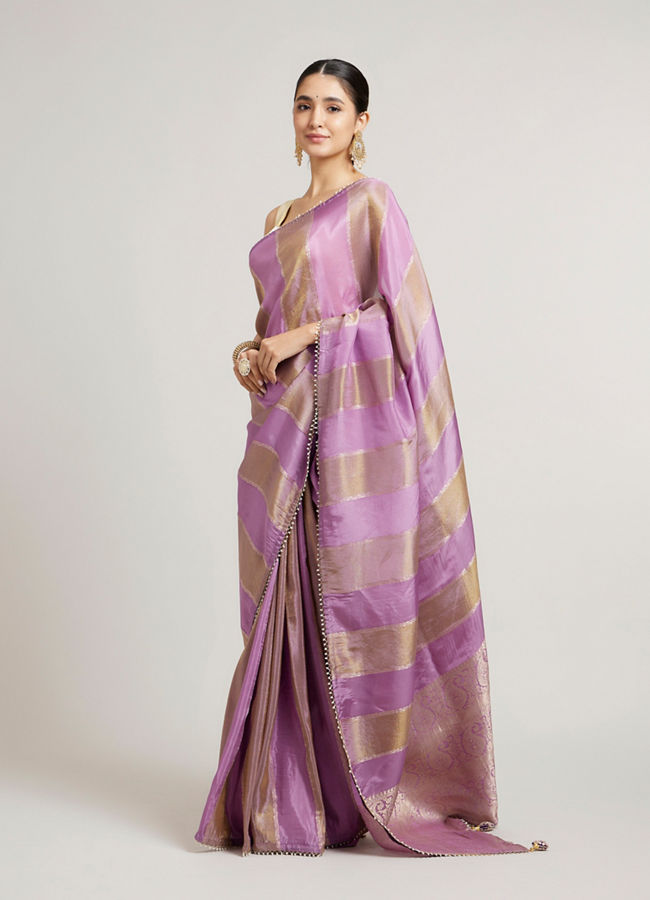 Mohey Women Orchid Purple Paisley & Bel Buti Patterned Saree with Pearl Border