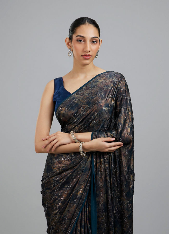 Mohey Women Ravishing Rama Green Georgette Saree