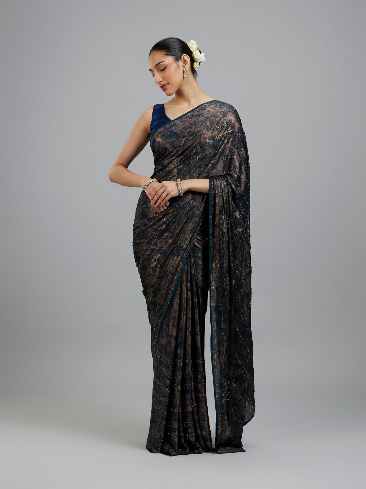 Mohey Women Ravishing Rama Green Georgette Saree