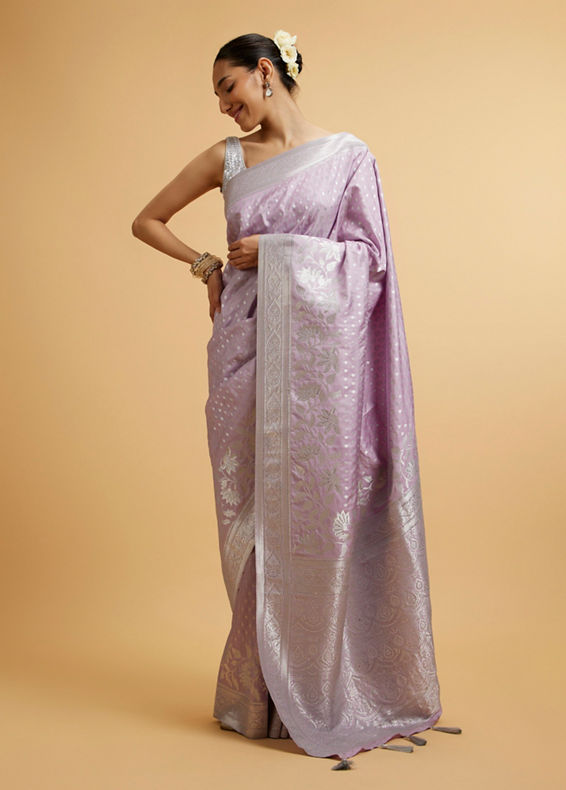 Mohey Women Purple Buta Patterned Saree with Bel Buti Borders