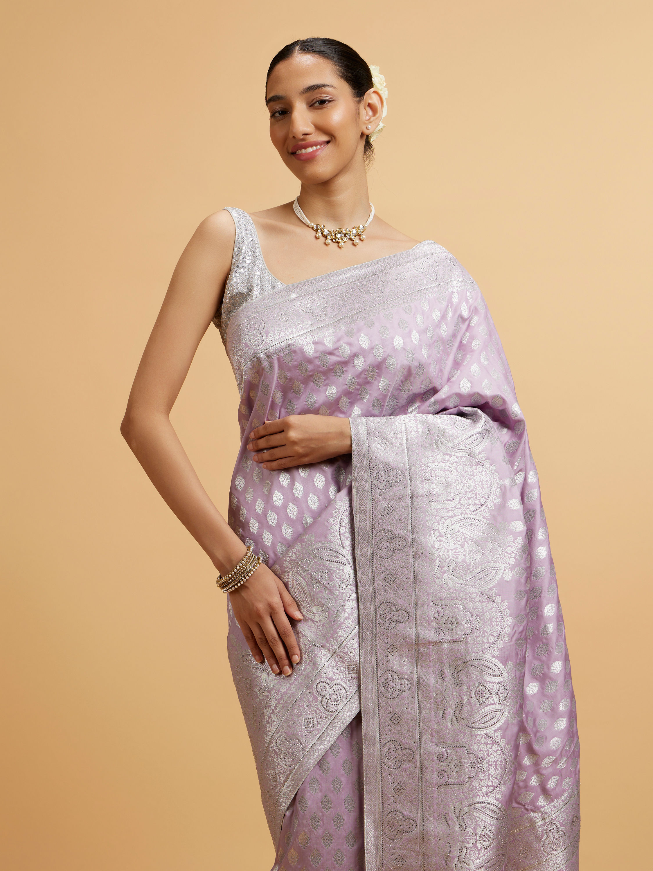 Mohey Women Purple Buta Jaal Patterned Saree with Rhinestone Work