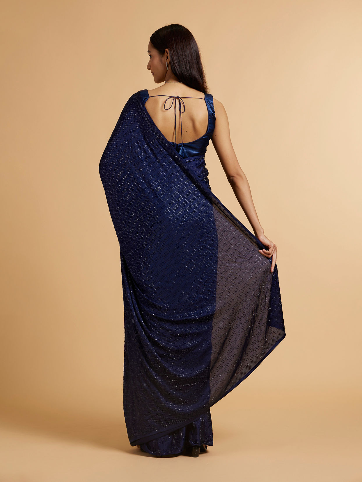 Mohey Women Indigo Blue Rhinestone Embellished Saree