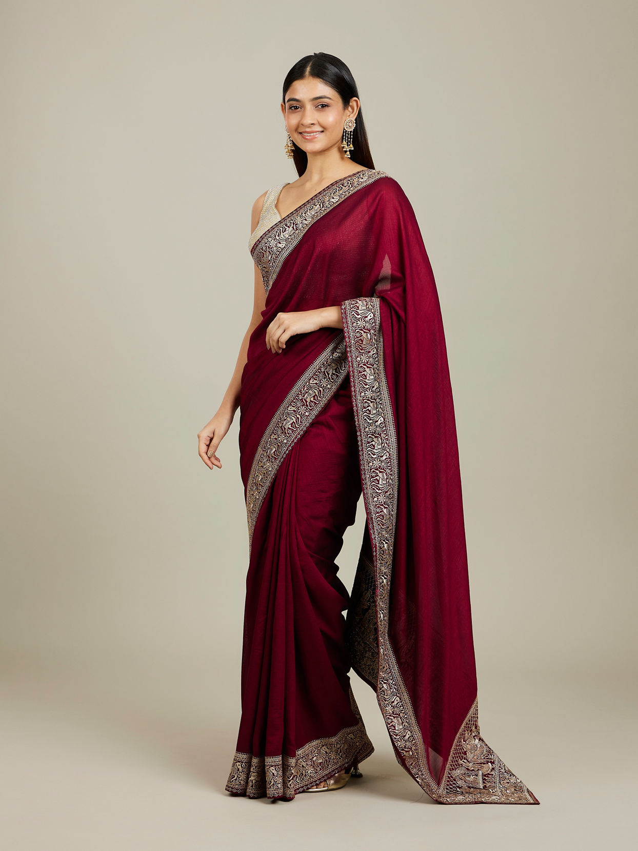 Mohey Women Royal Wine Doli Baraat Patterned Saree image number 2