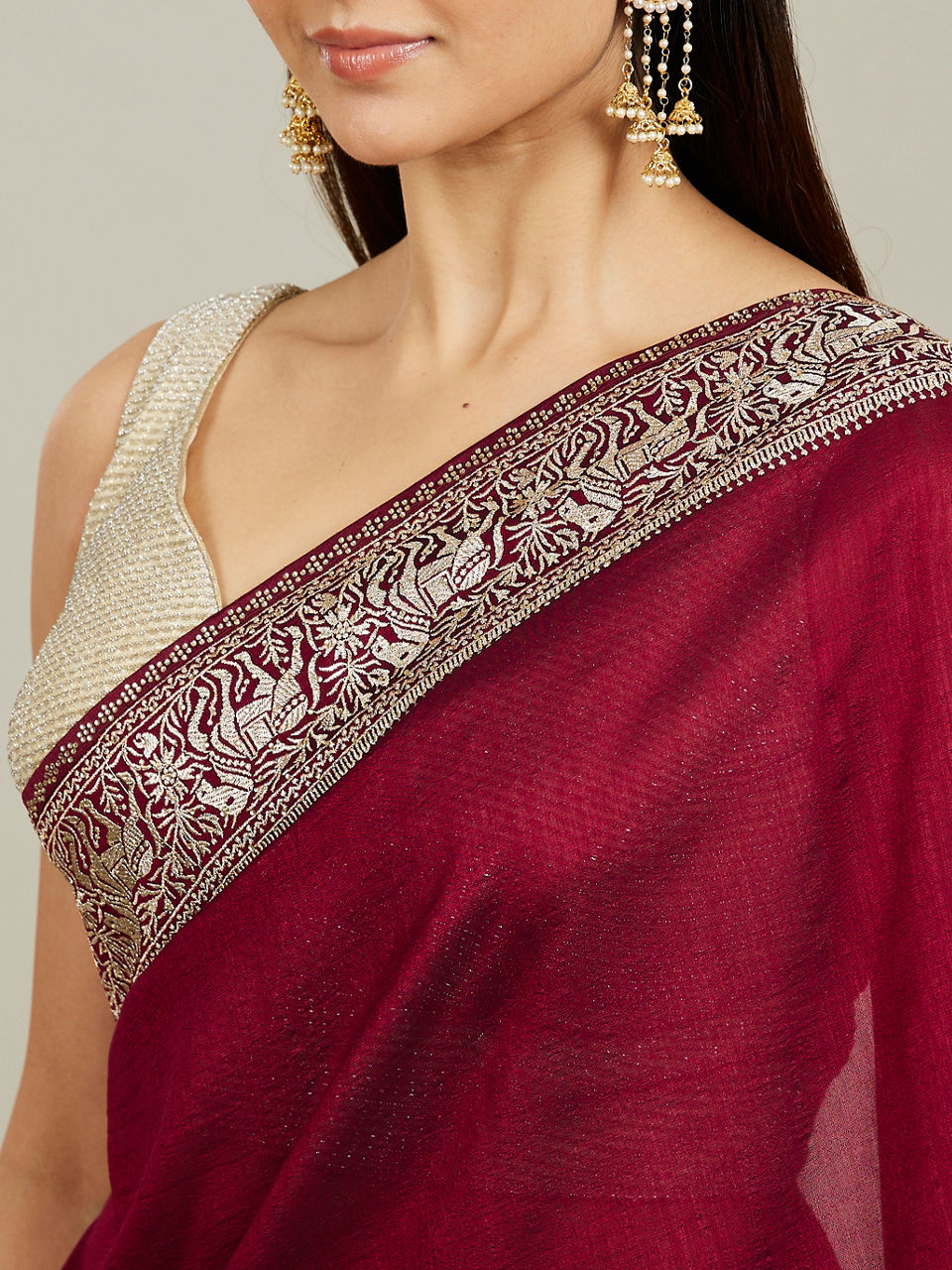 Mohey Women Royal Wine Doli Baraat Patterned Saree