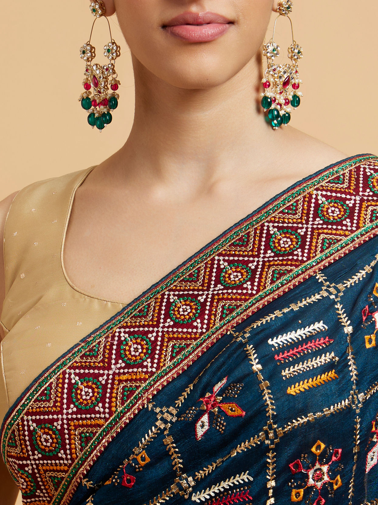 Mohey Women Glistening Blue Saree