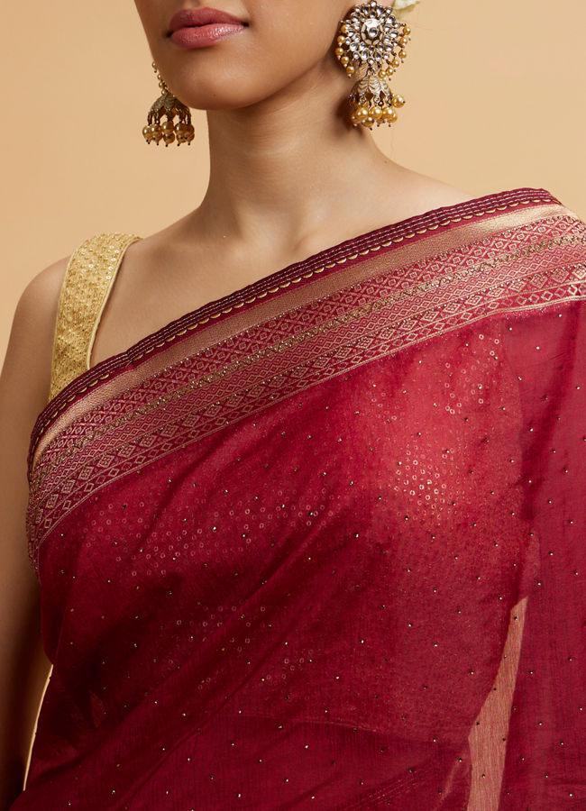 Mohey Women Wine Leaf and Floral Patterned Saree with Stone Work