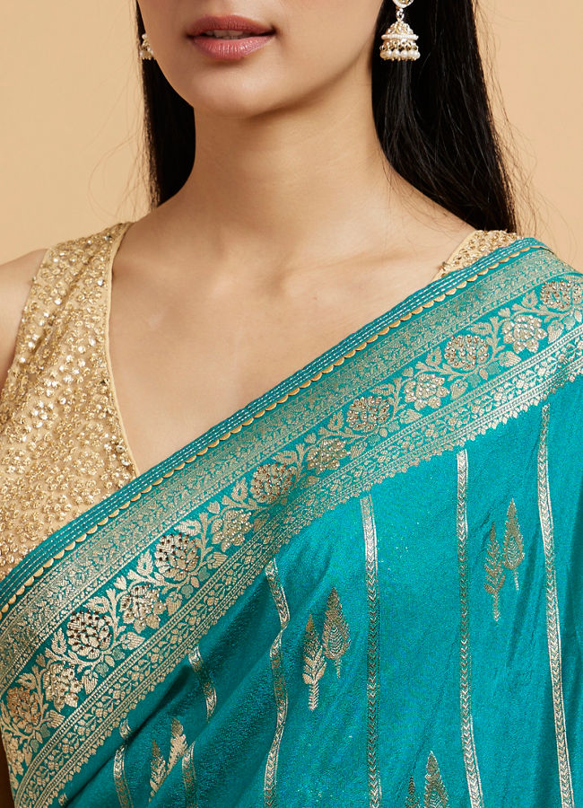 Mohey Women Rama Green Leaf Patterned Saree with Stone Work