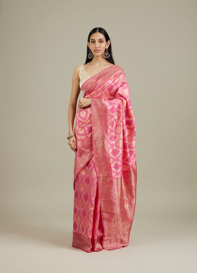 Mohey Women Pink Elegance Saree