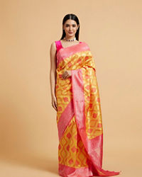 Mohey Women Sunshine Yellow Ogee Patterned Saree with Floral Medallions