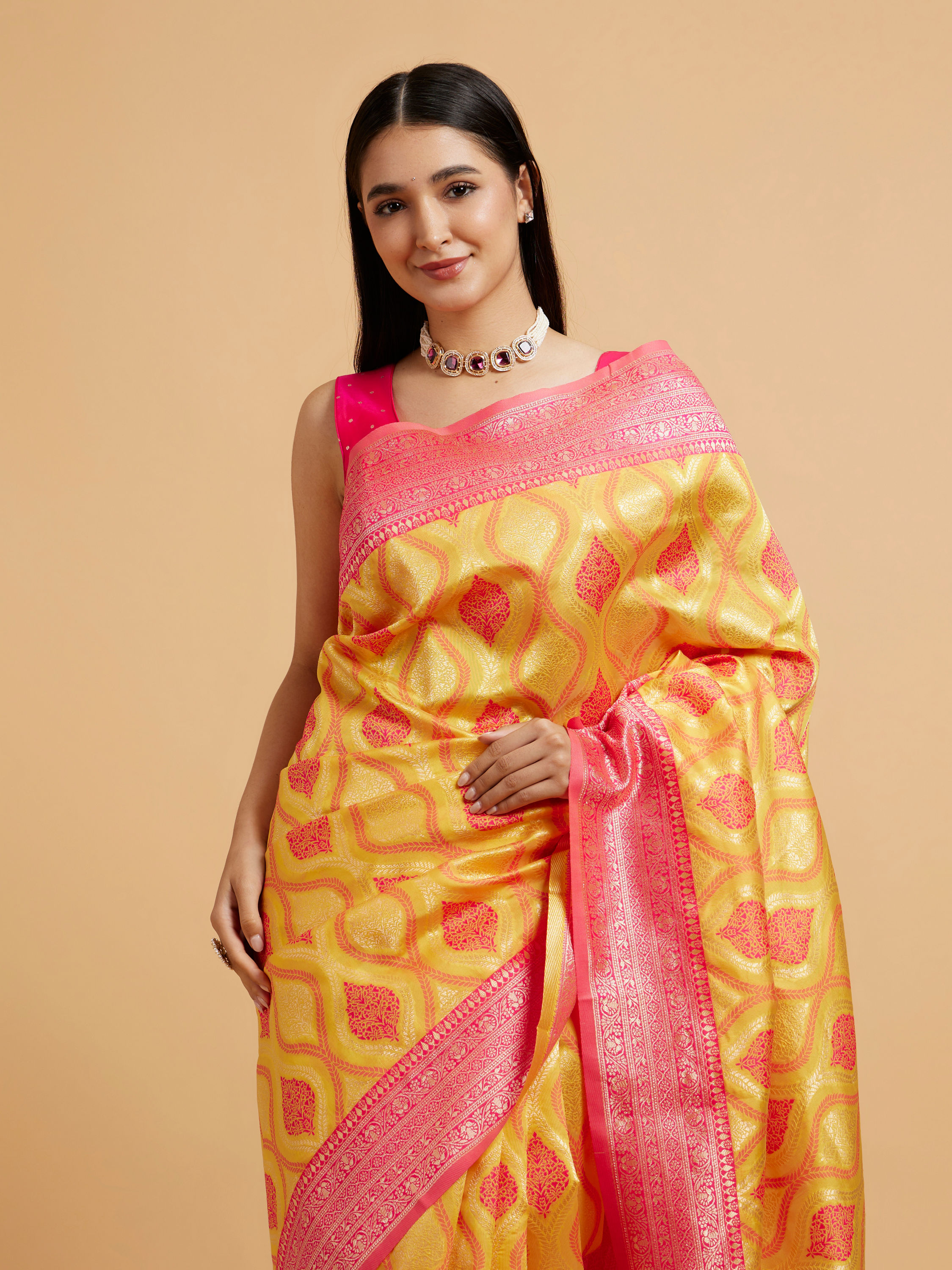 Mohey Women Sunshine Yellow Ogee Patterned Saree with Floral Medallions