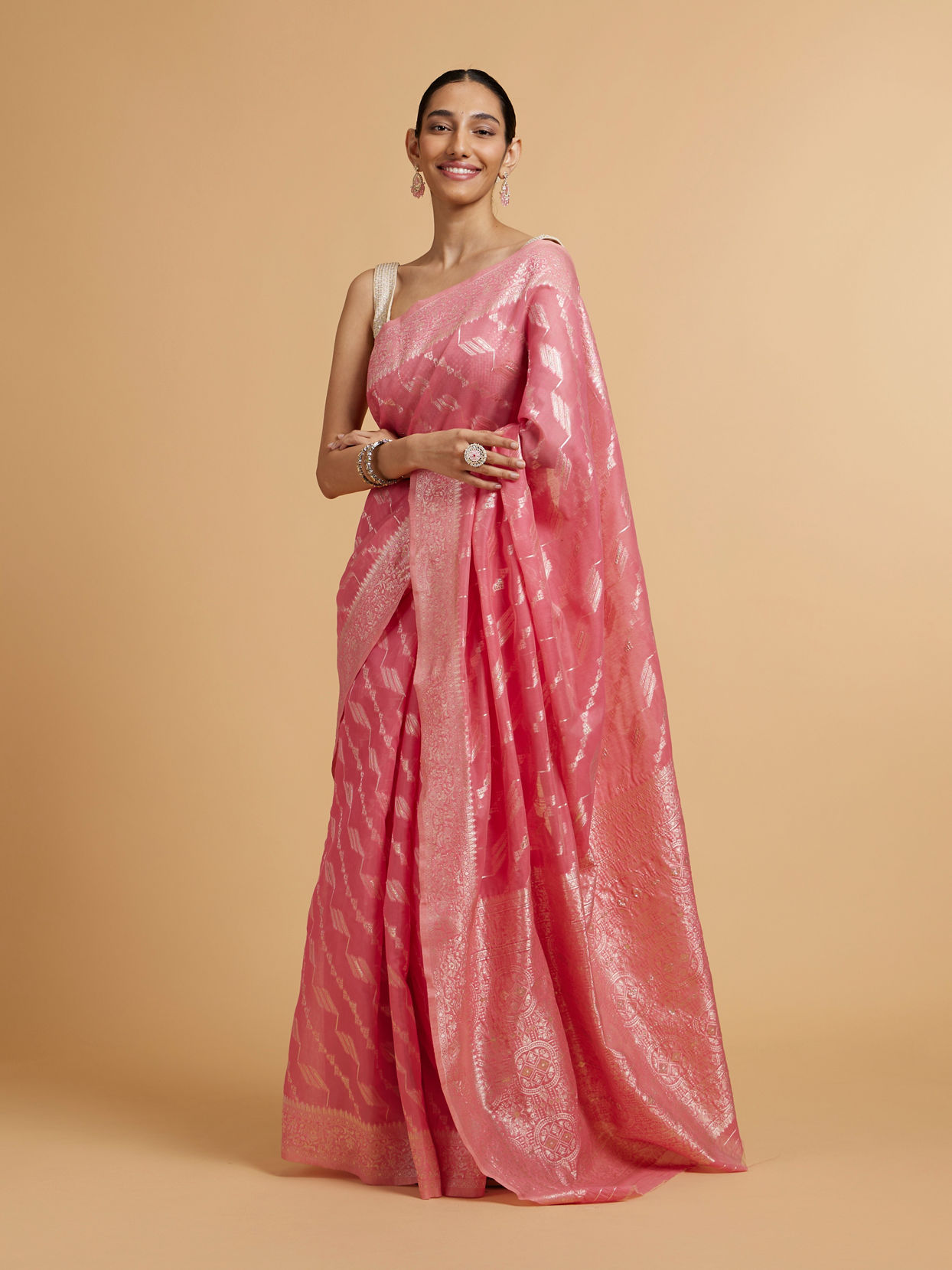 Mohey Women Light Pink Saree with Bel Buti & Linear Motifs in Zari Work