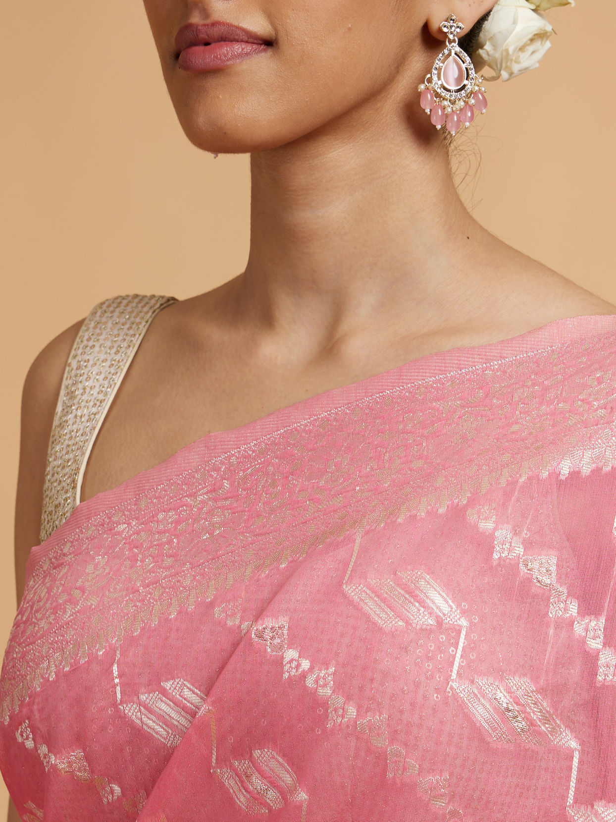 Mohey Women Light Pink Saree with Bel Buti & Linear Motifs in Zari Work