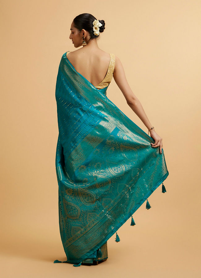 Mohey Women Rama Green Floral Buta Patterned Saree