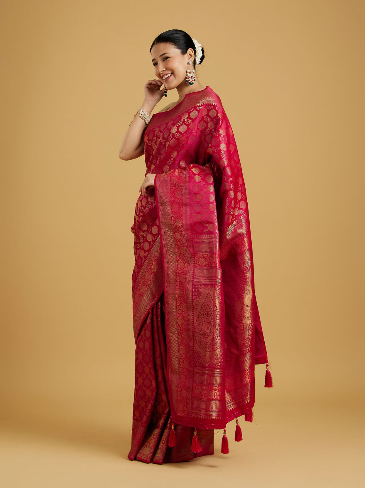 Mohey Women Rani Radiance Saree