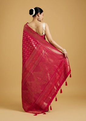 Mohey Women Rani Radiance Saree image number 4