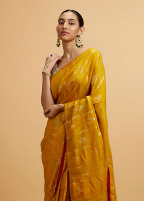 alt message - Mohey Women Mustard Yellow Floral Buta Patterned Saree image number 1