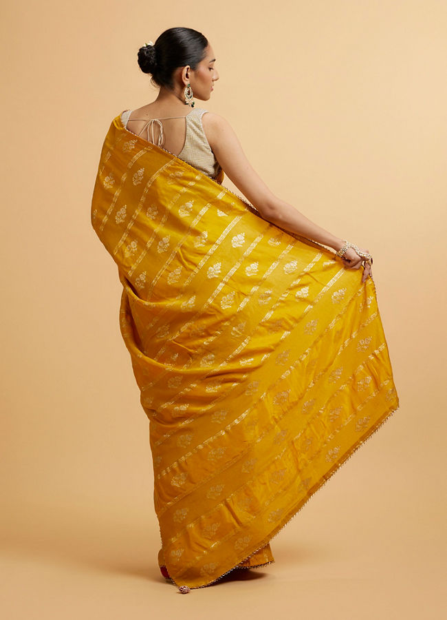 Mohey Women Mustard Yellow Floral Buta Patterned Saree