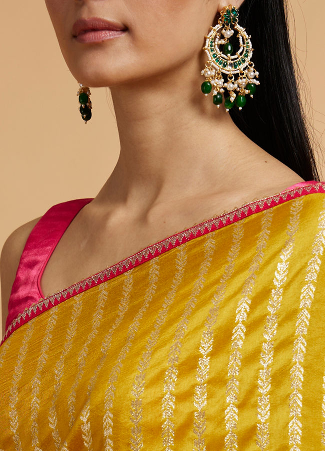 Mohey Women Mustard Yellow Linear Leaf Patterned Saree