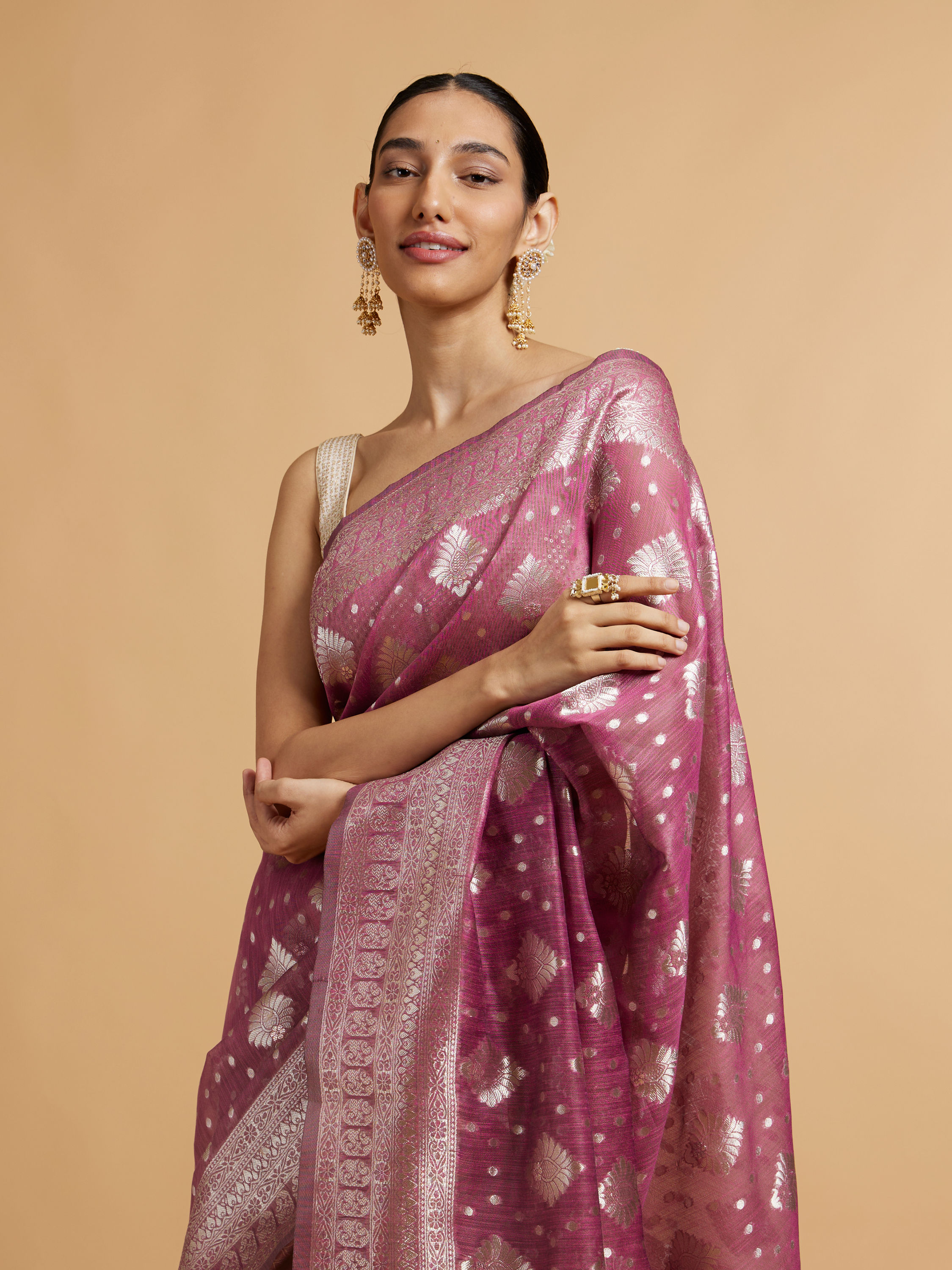 Mohey Women Dark Purple Zari Work Saree with Floral Motifs