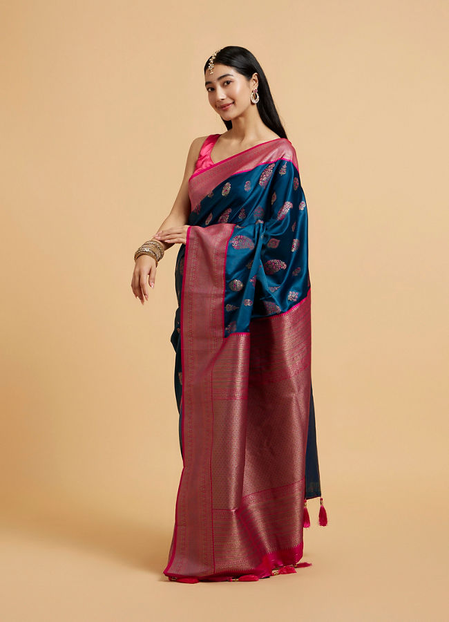 Mohey Women Elegant Blue Saree