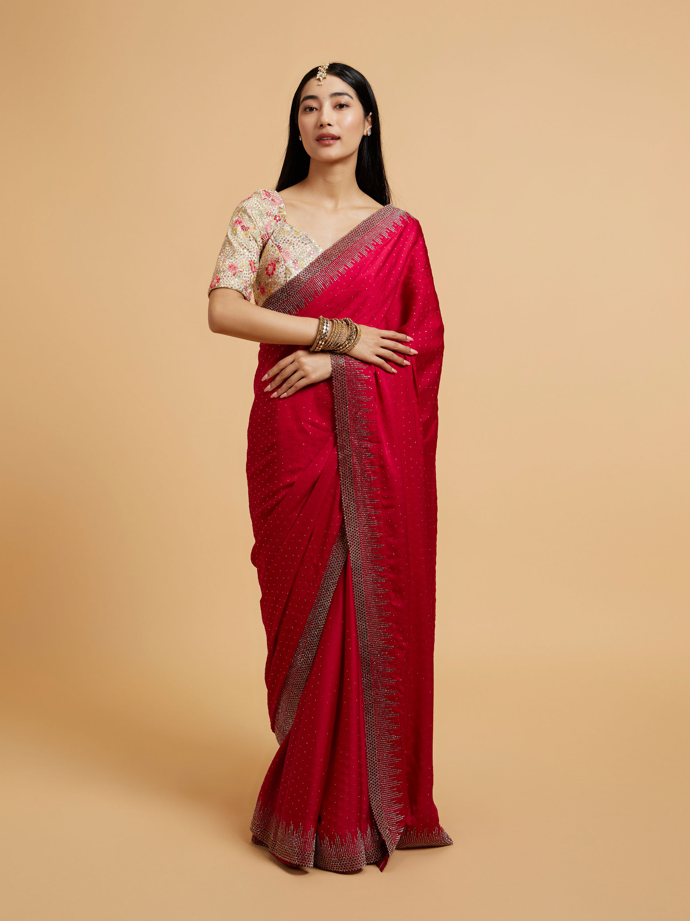 Mohey Women Rani Pink Rhinestone Embellished Saree