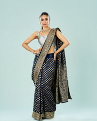 Mohey Women Enchanting Indigo Blue Saree