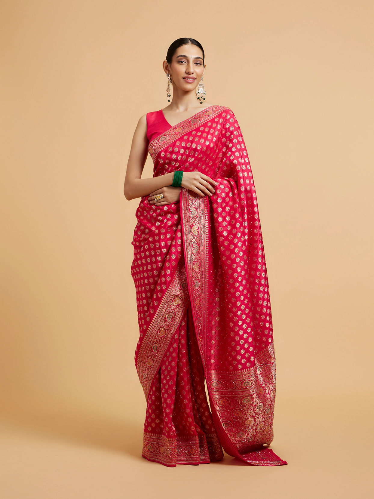 alt message - Mohey Women Rani Pink Buta Jaal Patterned Saree with Cutdana & Rhinestone Work image number 0