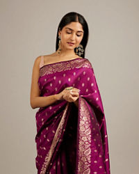 Mohey Women Wine Red Floral Buta Jaal Patterned Saree with Bel Buti Borders