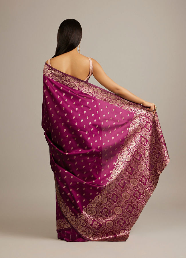 Mohey Women Wine Red Floral Buta Jaal Patterned Saree with Bel Buti Borders