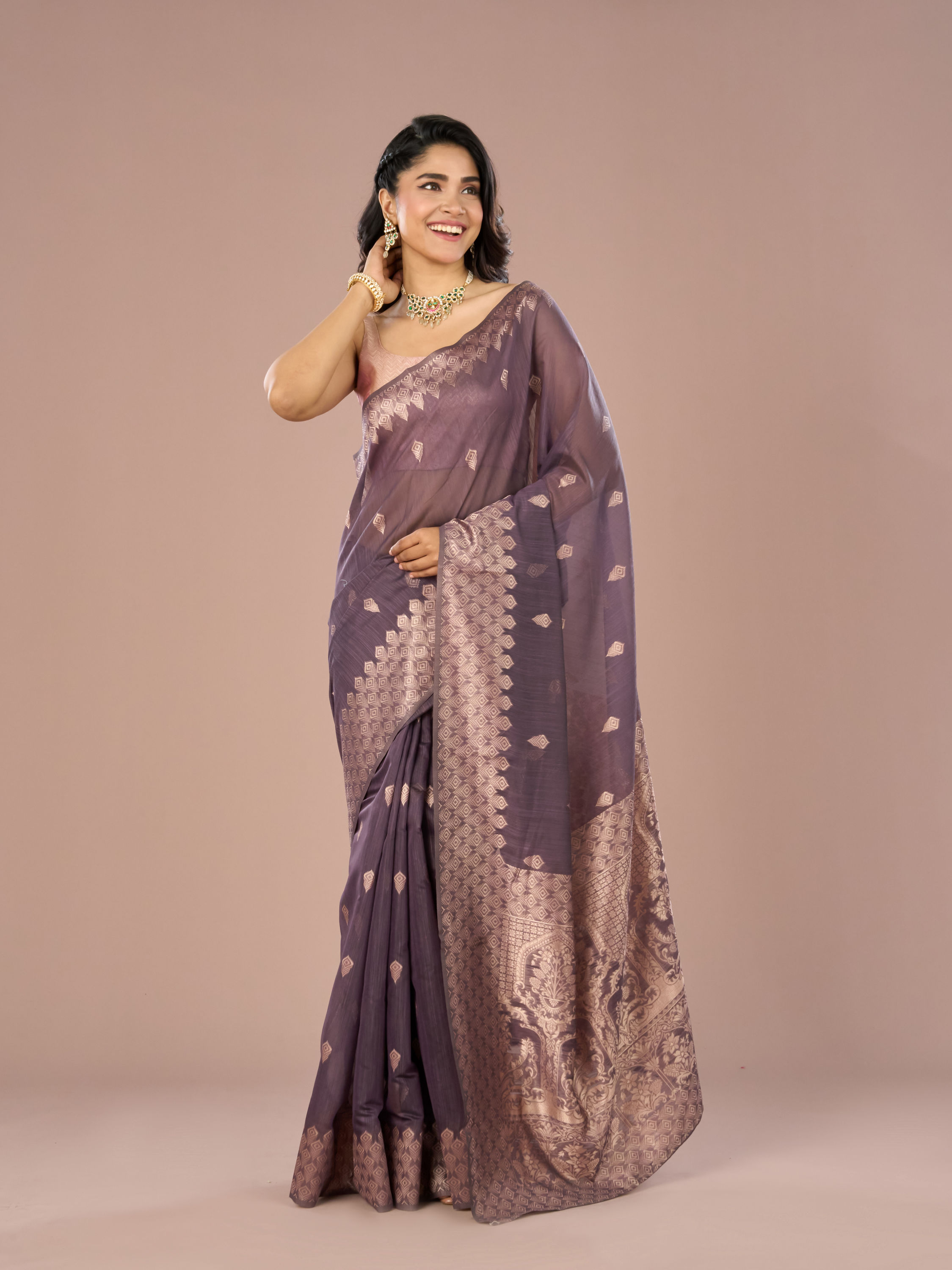 Mohey Women Purple Enchantment Saree