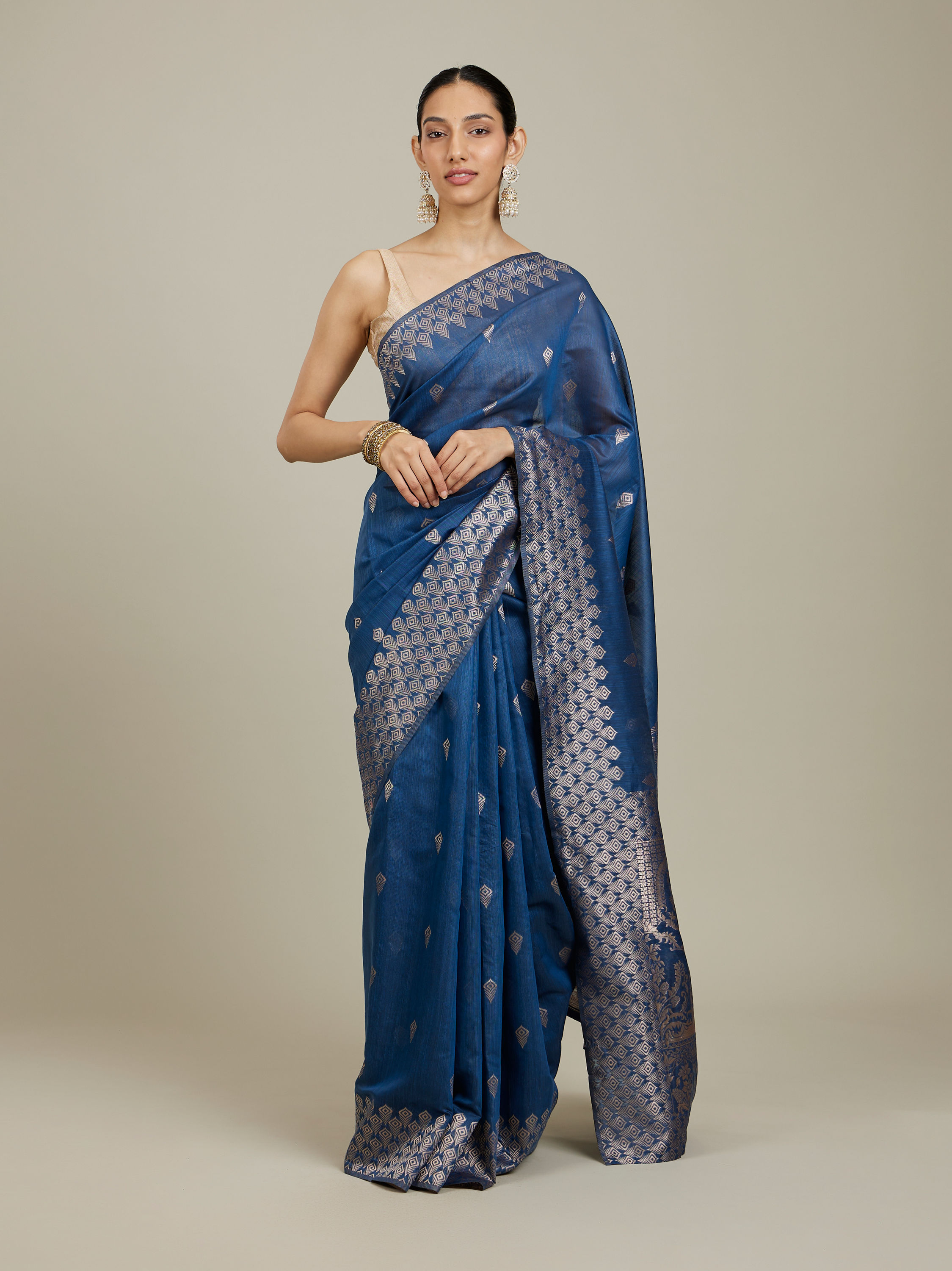 Mohey Women Indigo Blue Saree with Geometric Motifs and Floral Motifs on Border