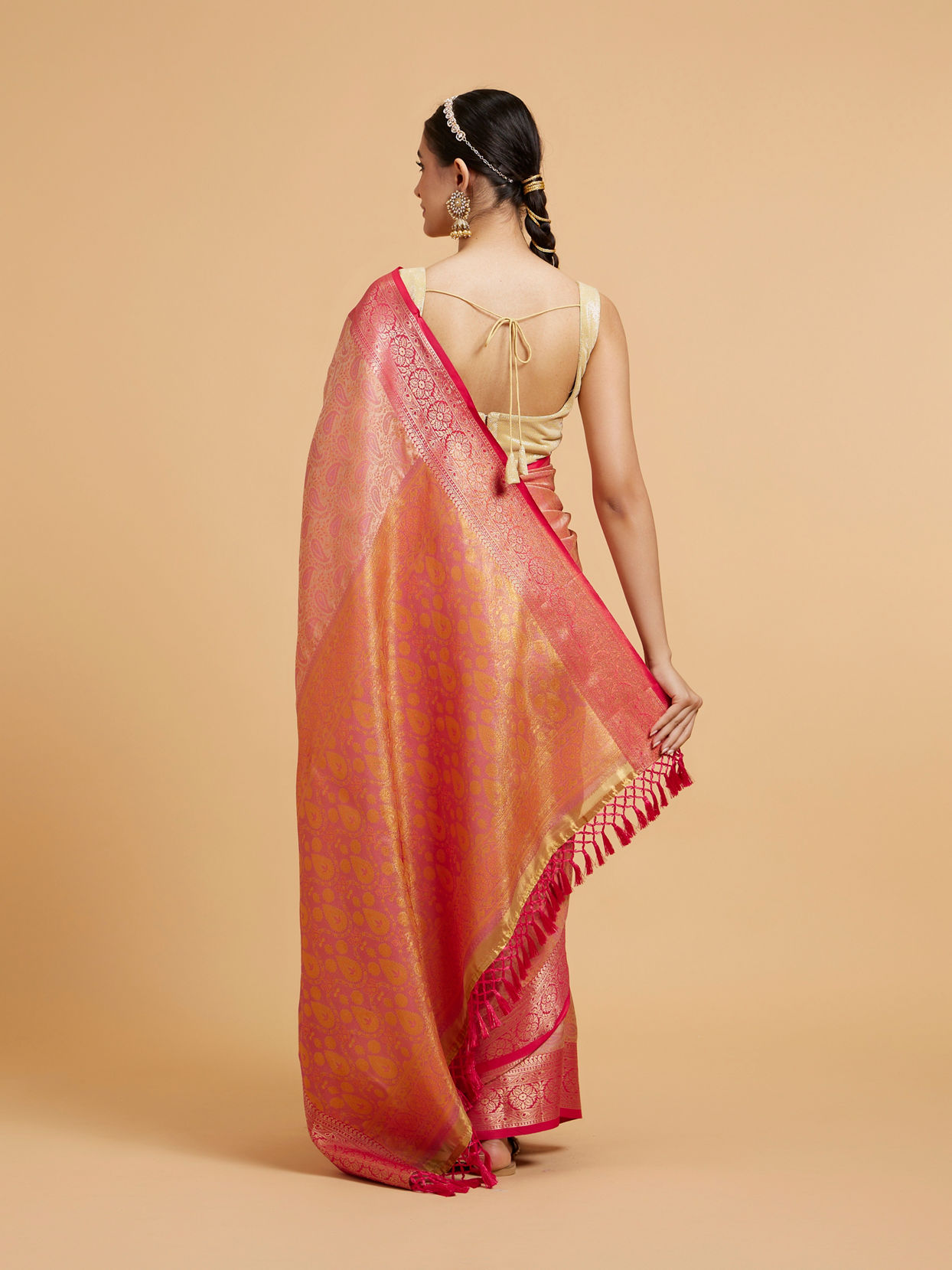 alt message - Mohey Women Elegant Pink Saree image number 4