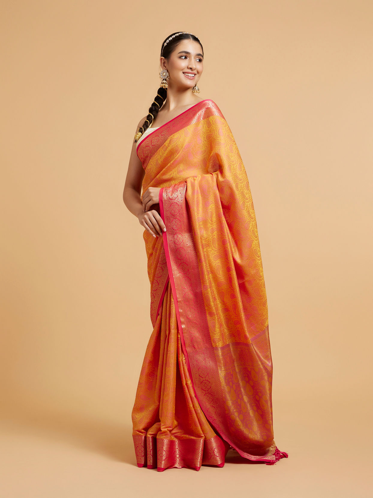 alt message - Mohey Women Mustard Enchantment Art Silk Saree image number 2