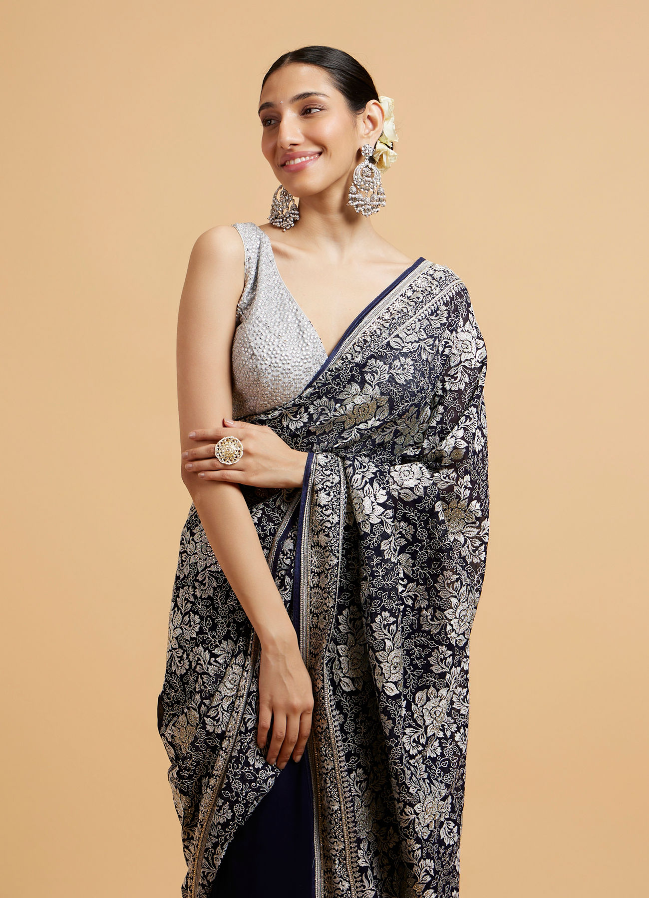 Mohey Women Indigo Blue Floral Patterned Saree with Sequin Work