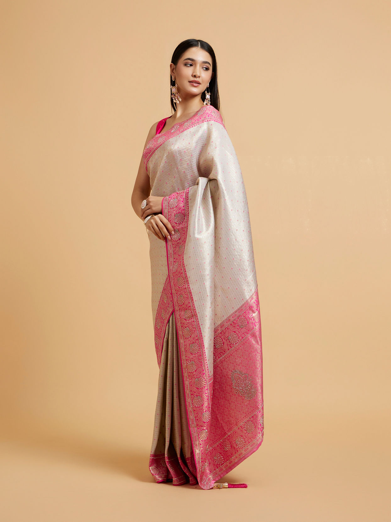 Mohey Women Cream and Pink Buta Patterned Saree with Rhinestone Work on Borders