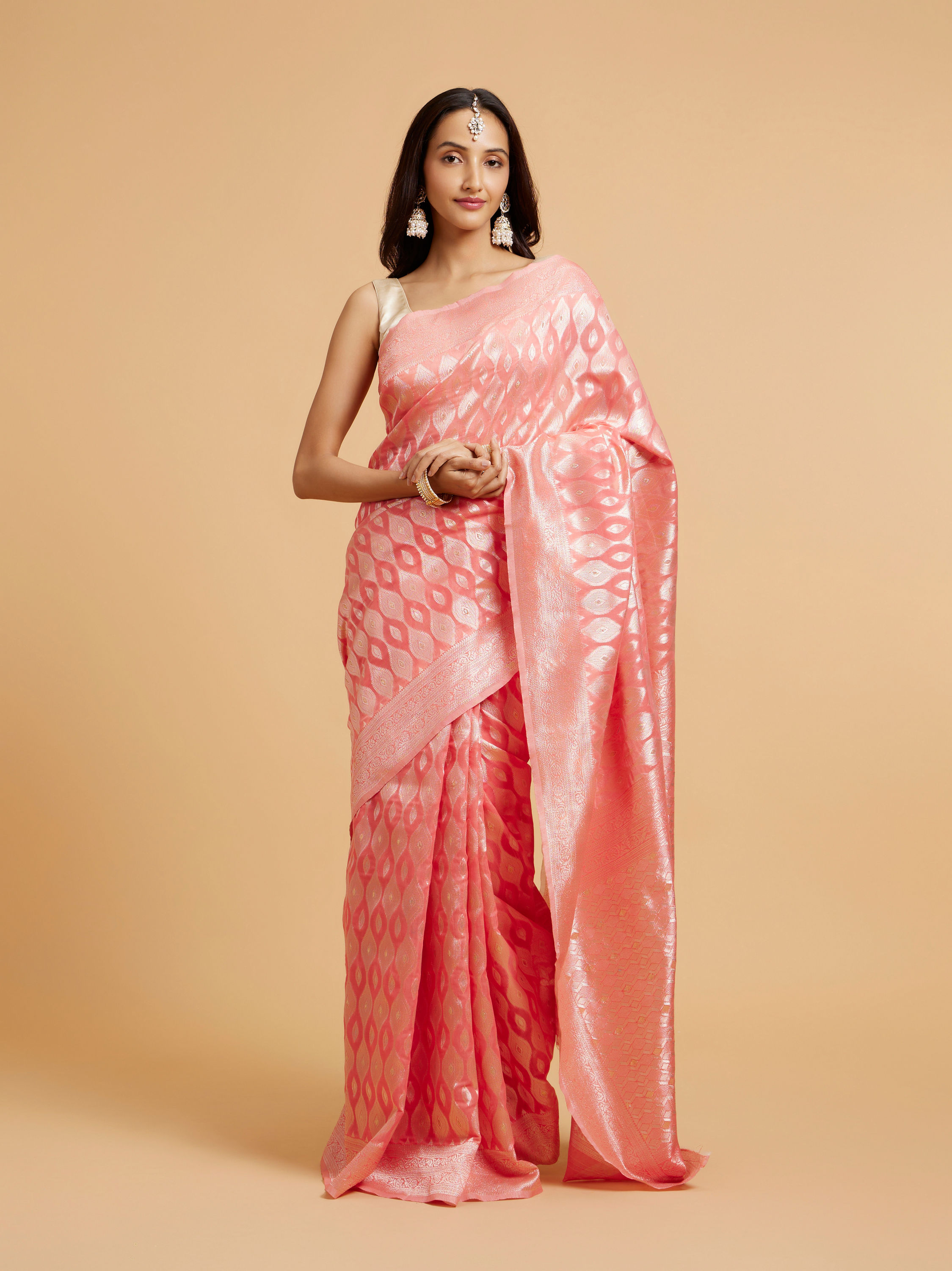 Mohey Women Soft Gajree Ogee Patterned Saree with Bel Patterned Borders