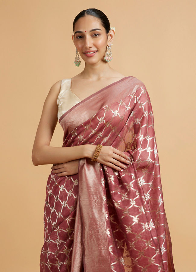 alt message - Mohey Women Dusty Pink Elegance Saree image number 1