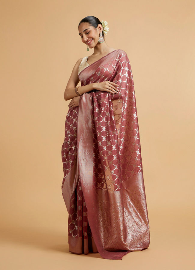 alt message - Mohey Women Dusty Pink Elegance Saree image number 2