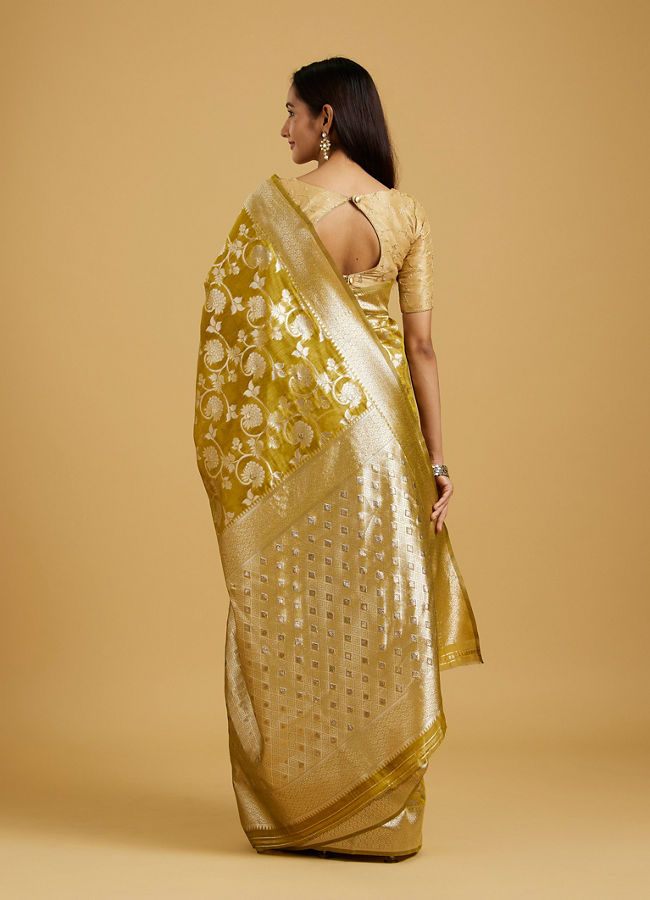 Mohey Women Mehandi Green Bel Buti Patterned Saree with Intricate Border